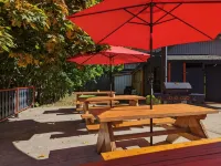 Alpine Inn & Suites Các khách sạn ở Nelson