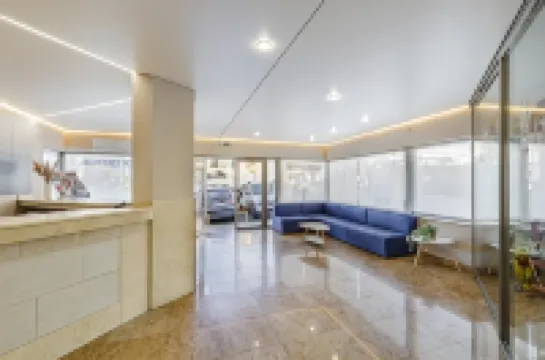 아파르타멘토스 도라마르 베날마데나코스타 호텔