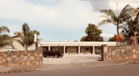 Phoenix Palm Motel Hotels in Remuera