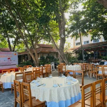 Tan Son Nhat Con Dao Resort