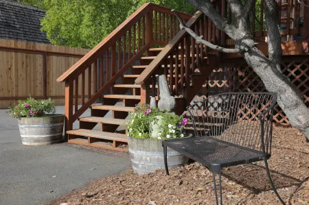 Jewel Lake Bed and Breakfast