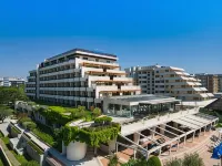 Savoy Beach Hotel & Thermal Spa فنادق في سان ميشيل آل تاليامنتو