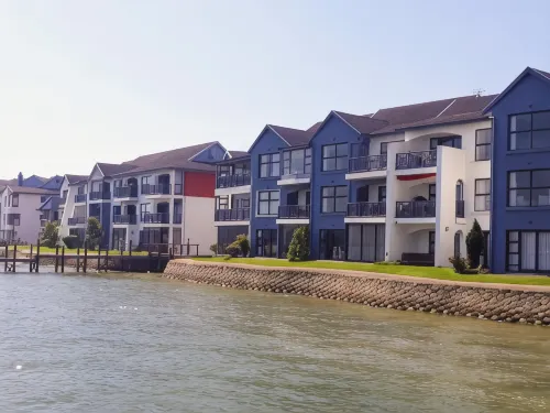 Laguna Grove Holiday Rentals - Condos