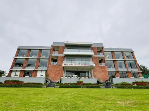 Hotel City Square