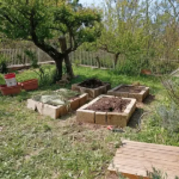 Ripe's FoRest Garden Guest House Hotel berhampiran Casa di Preghiera Domus Aurea