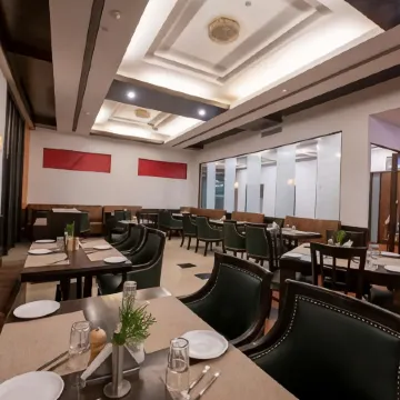Mastiff Grand Manali Resort
