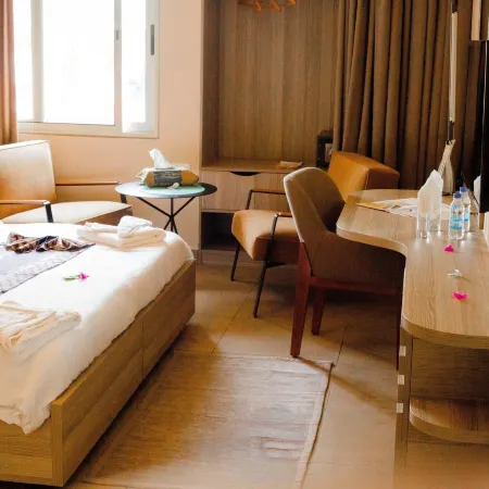 Roots Hotel Apartments Abidjan