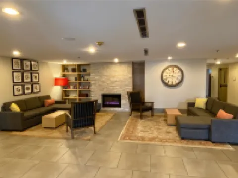 คันทรีอินน์แอนด์สวีทส์ บายเรดิสัน แจ็คสัน TN โรงแรมในแจ็กสัน