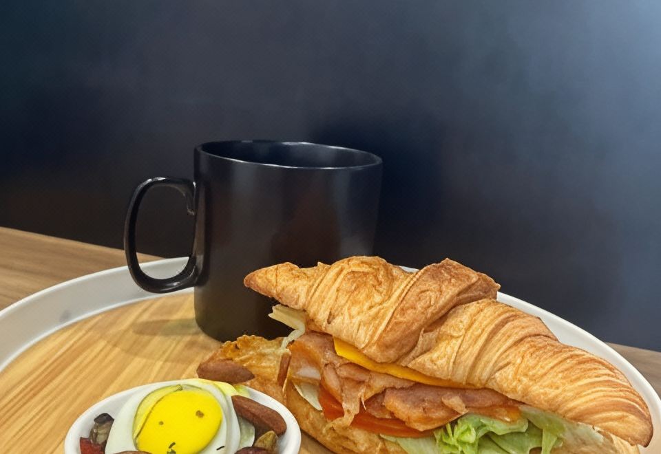 펑지아 진루이 호텔