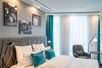 Motel One Berlin-Upper West Hotels near T-Mobile