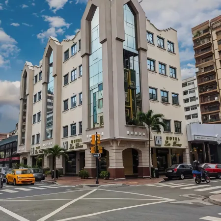 Hotel Las Peñas Отели рядом с достопримечательностью «9 октября»
