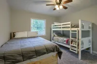 Hocking Hills Cedar Ranch Cabin