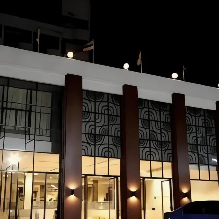 The Regent Ubon Hotel Отели рядом с достопримечательностью «Башня Sunee»