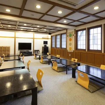Schole Hakuba