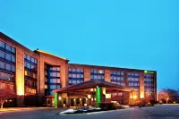 Holiday Inn Chicago NW Crystal LK Conv Ctr Hotel a McHenry