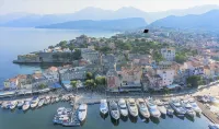STUDIO with large terrace and beautiful view (fort and sea)
