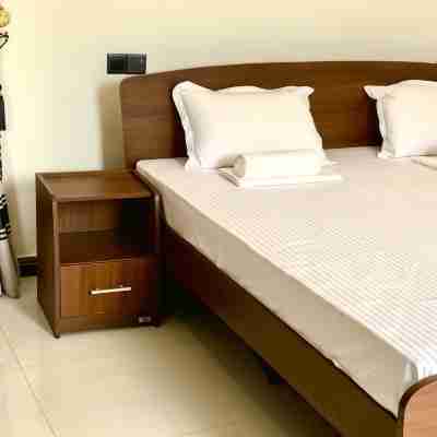 Sky Sea-Arugambay Rooms