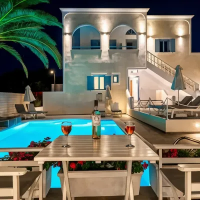 Stelios Place Hotels near Paralia Perissa