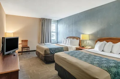 Econo Lodge Inn & Suites Radford-Blacksburg Area Hotels near Central Square Shopping Center