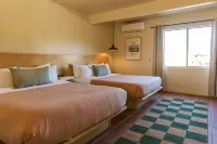 Hummingbird Inn Hotels in Ojai