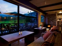 Hotel Hakuba Berghaus Hotel di Otari