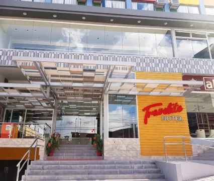 勒加爾達輕旅行酒店
