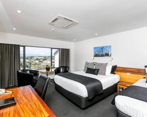 Plymouth International Hotels in New Plymouth