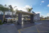 Inani Hotel Gallagher