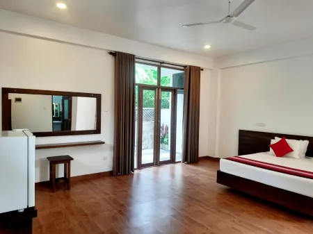 Hemalie Resort Mirissa