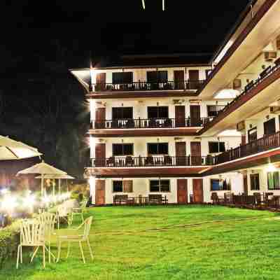 Namkhong Riverside Hotel Exterior