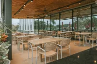 Howard Johnson by Wyndham Resistencia La Ribera - breakfast