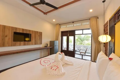 An Bang Beach Villa