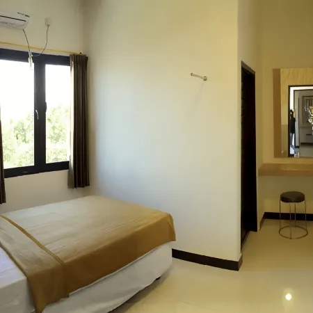 Tranzit Hotel