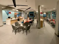 アビッド ホテル オクラホマシティ エアポート by IHG オクラホマ・シティーのホテル