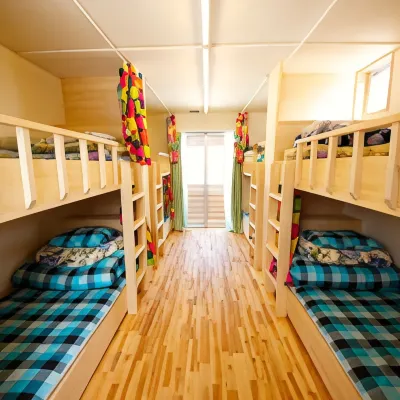 Guest House Amigo โรงแรมใกล้สนามบินทาจิมะ