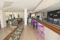 阿祖拉尼地中海飯店 - 酒吧