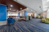 Holiday Inn Express & Suites Staunton Hotels in Jolivue