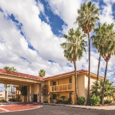 La Quinta Inn by Wyndham Tucson East