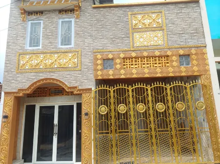 Aflah Jaya House Отели в г. Sigaluh