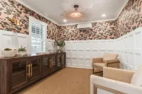 Marsh Hotel Hotels in Marrero