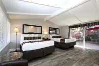 Monterey Peninsula Inn - Wifi
