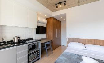 Fully Equipped Apartments Just a few Steps From the Botanical Garden in Curitiba - EBI