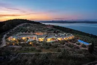 ヴィラ ナイ 3.3 のホテル