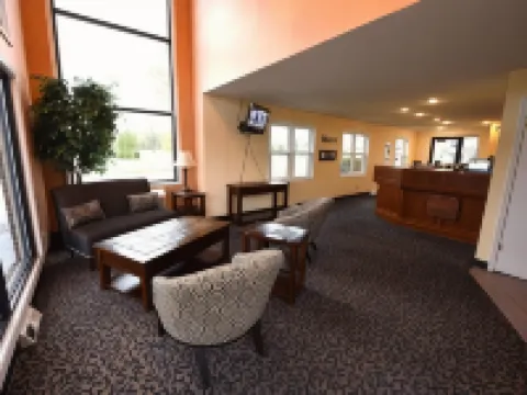 Days Inn by Wyndham Mackinaw City - Lakeview Hotels in Mackinaw Township