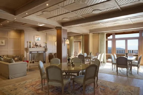 Santa Marina Arachova Resort & Spa