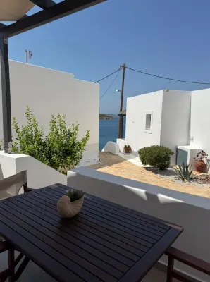 Aegean Muses - Homestays