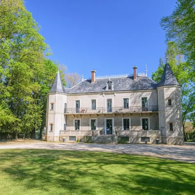 Château de la Villeneuve - Guest houses