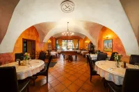 Hotel U Leva - parking
