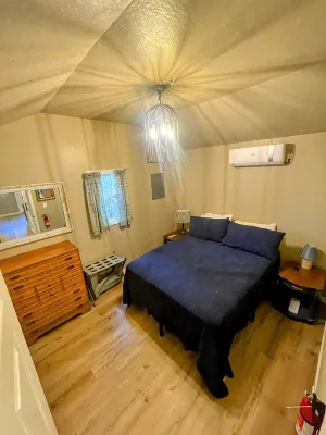 Fox Kit Cabin