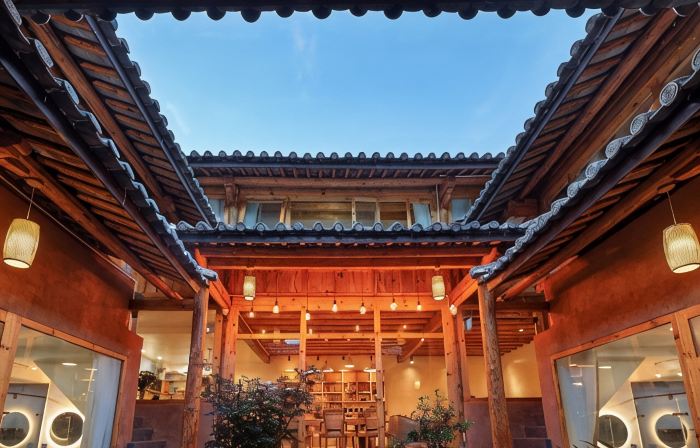 Daqingshu Inn